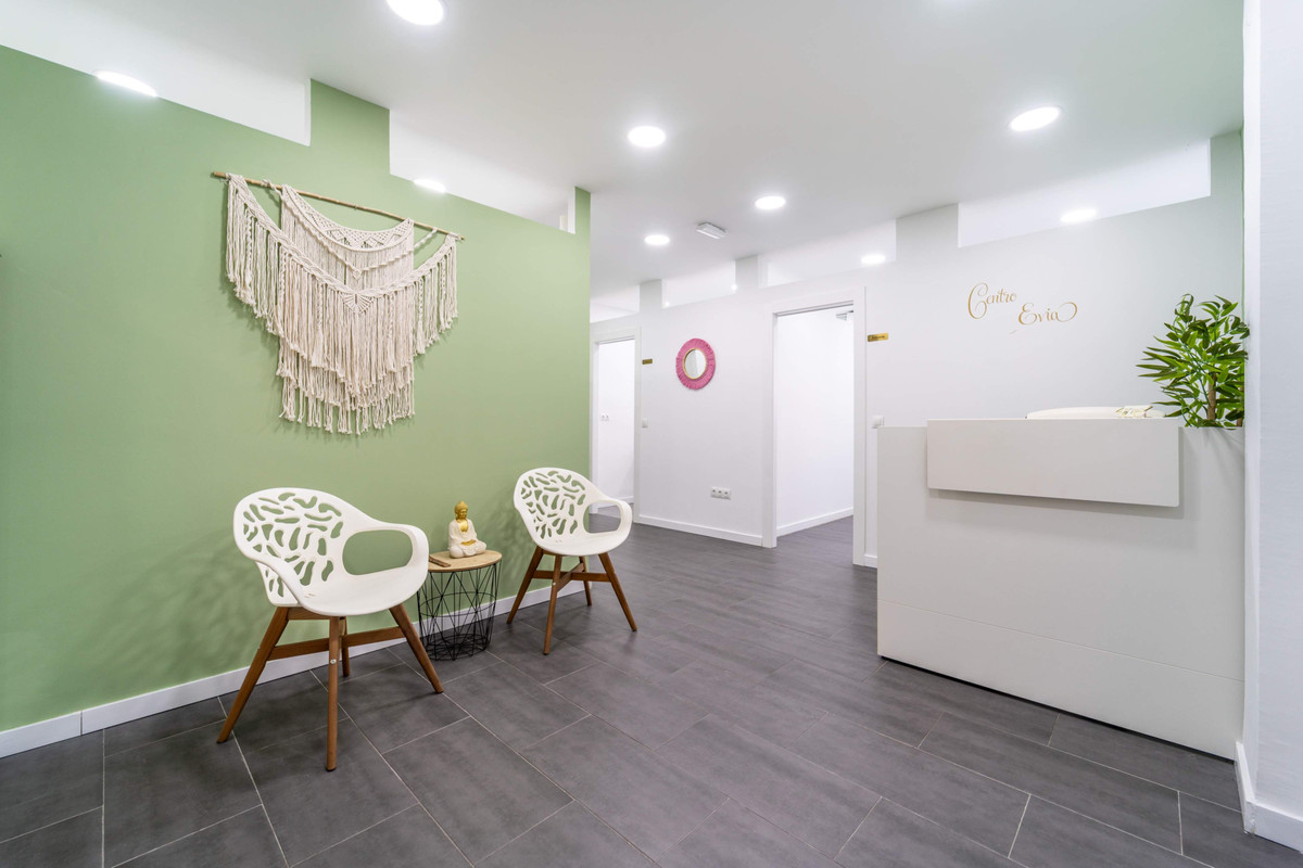Se vende Local comercial  en Costa Del Sol, Málaga, España