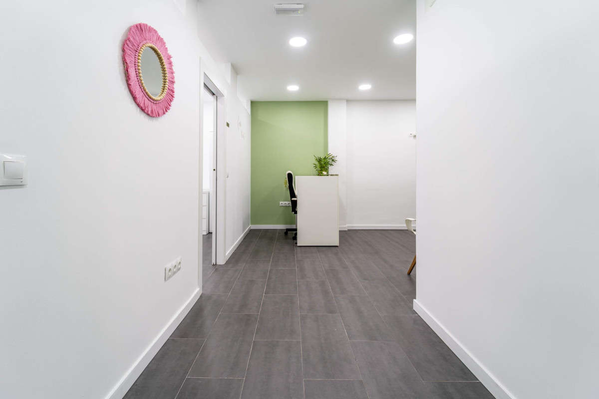 Se vende Local comercial  en Costa Del Sol, Málaga, España