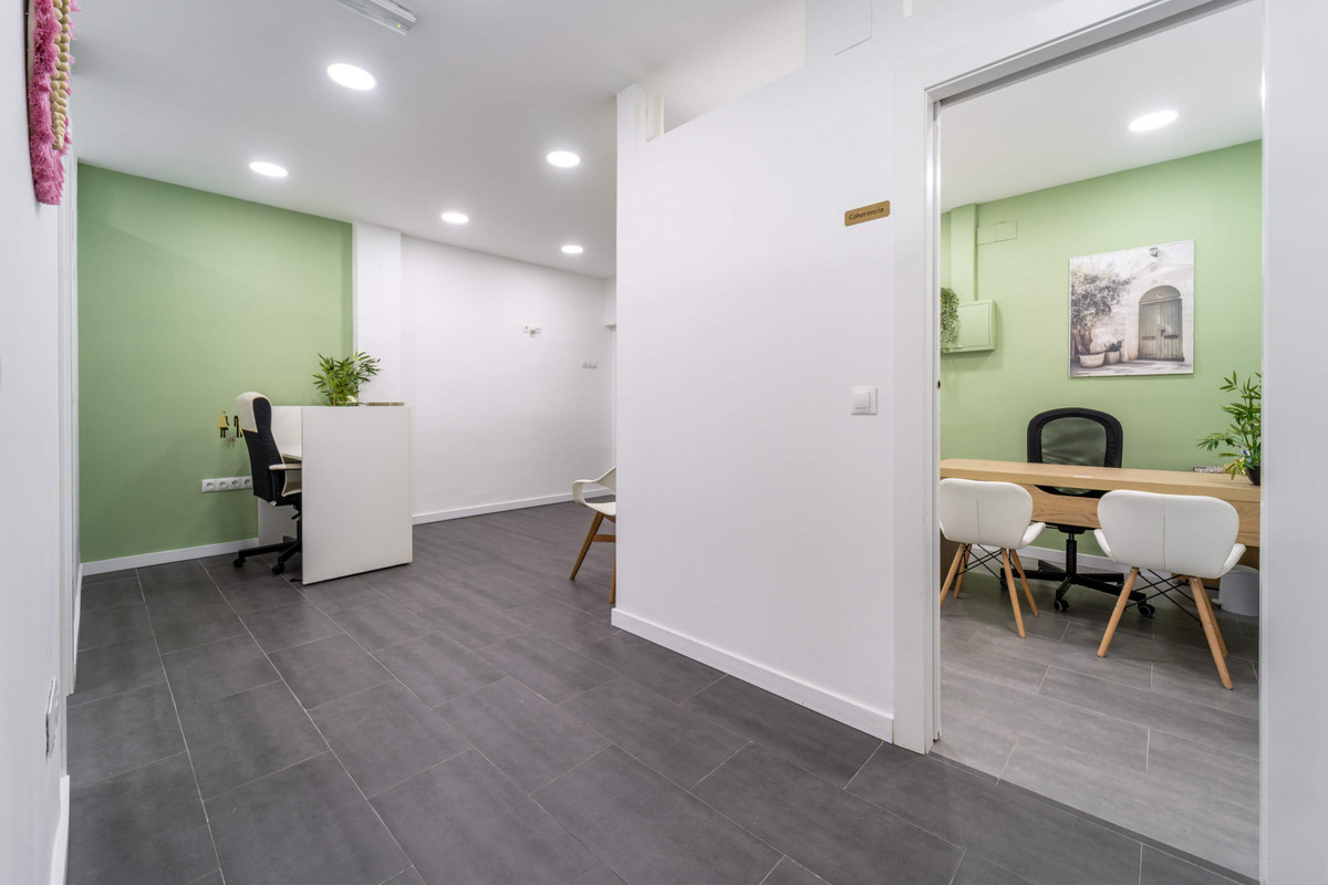 Se vende Local comercial  en Costa Del Sol, Málaga, España