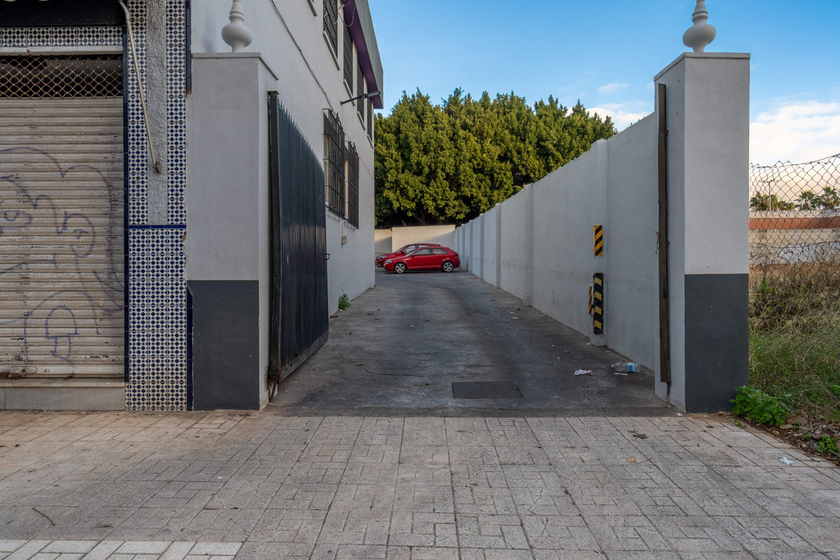 Se vende Local comercial  en Costa Del Sol, Málaga, España