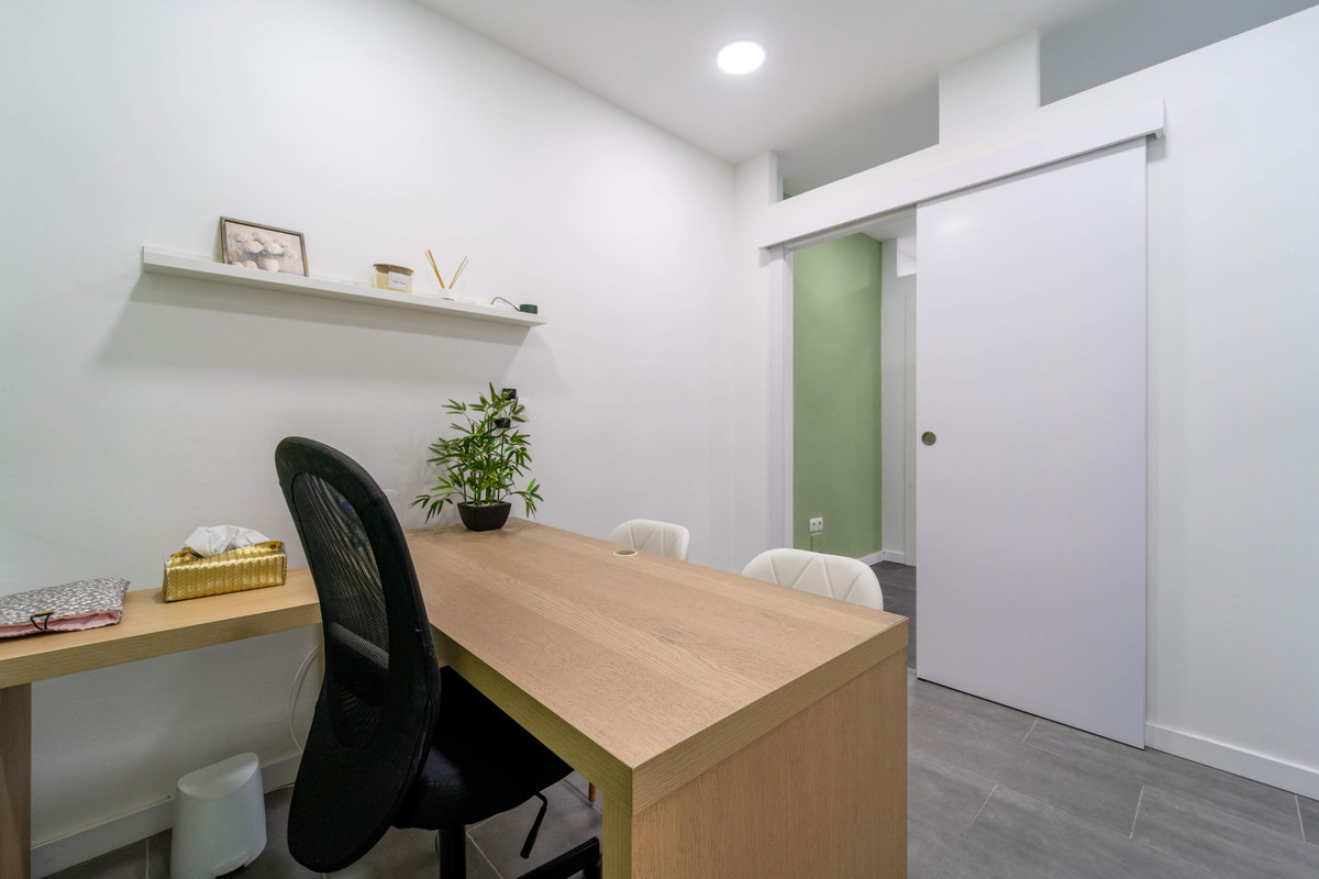 Se vende Local comercial  en Costa Del Sol, Málaga, España