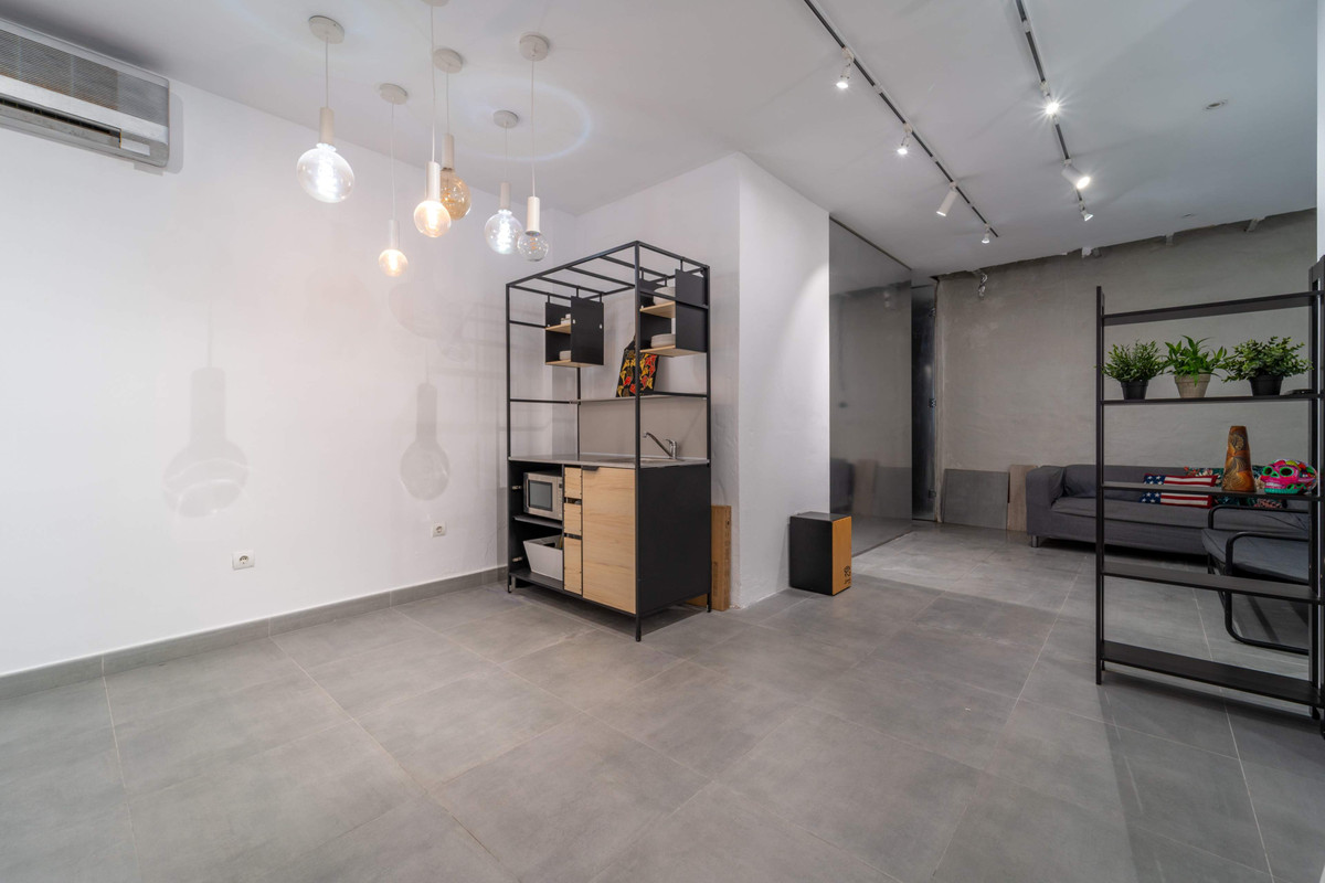 Se vende Local comercial  en Costa Del Sol, Málaga, España