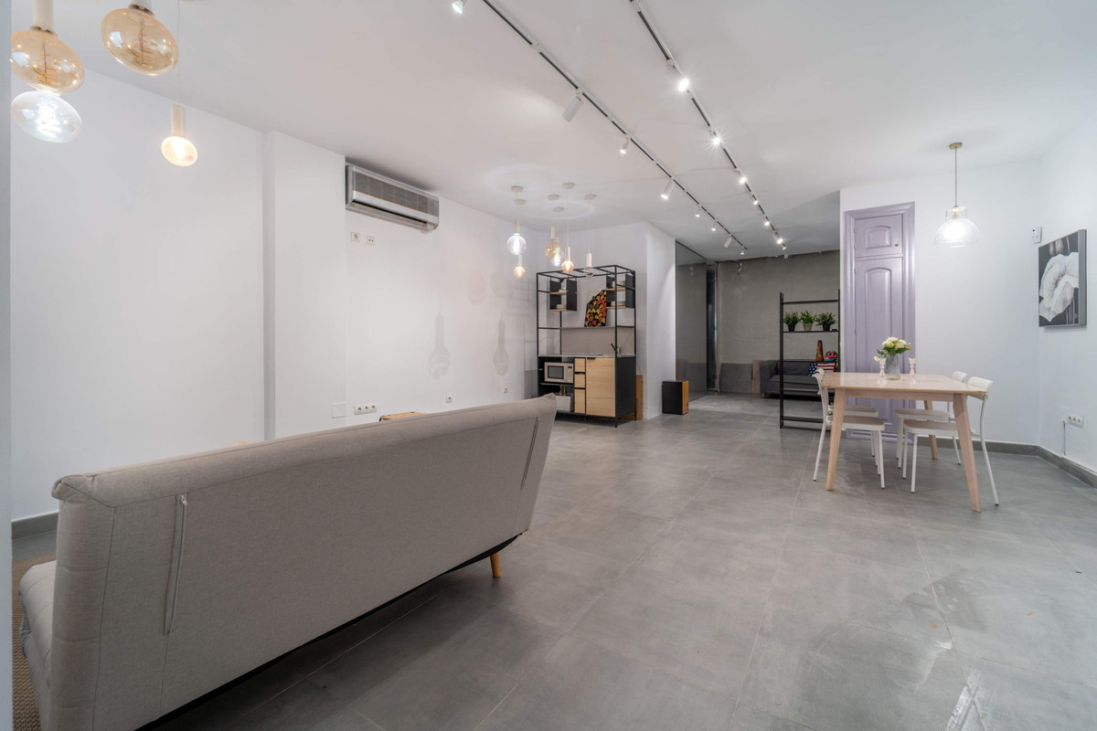 Se vende Local comercial  en Costa Del Sol, Málaga, España