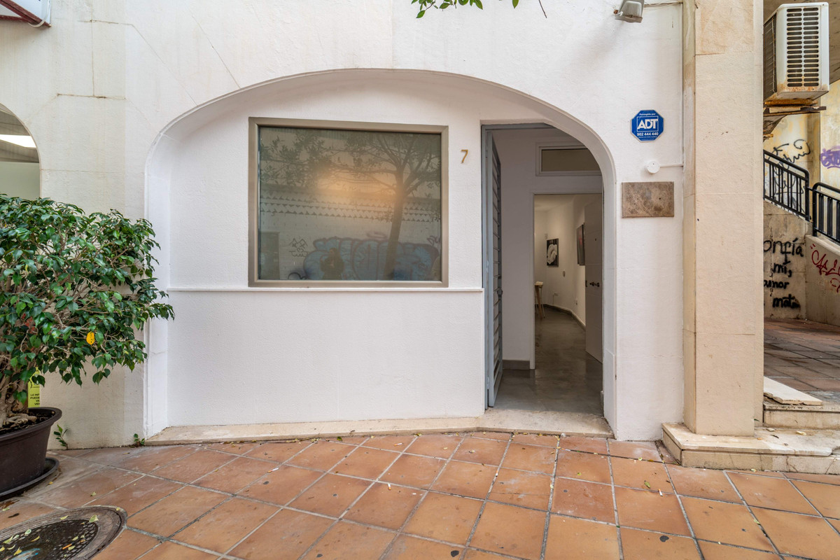Se vende Local comercial  en Costa Del Sol, Málaga, España