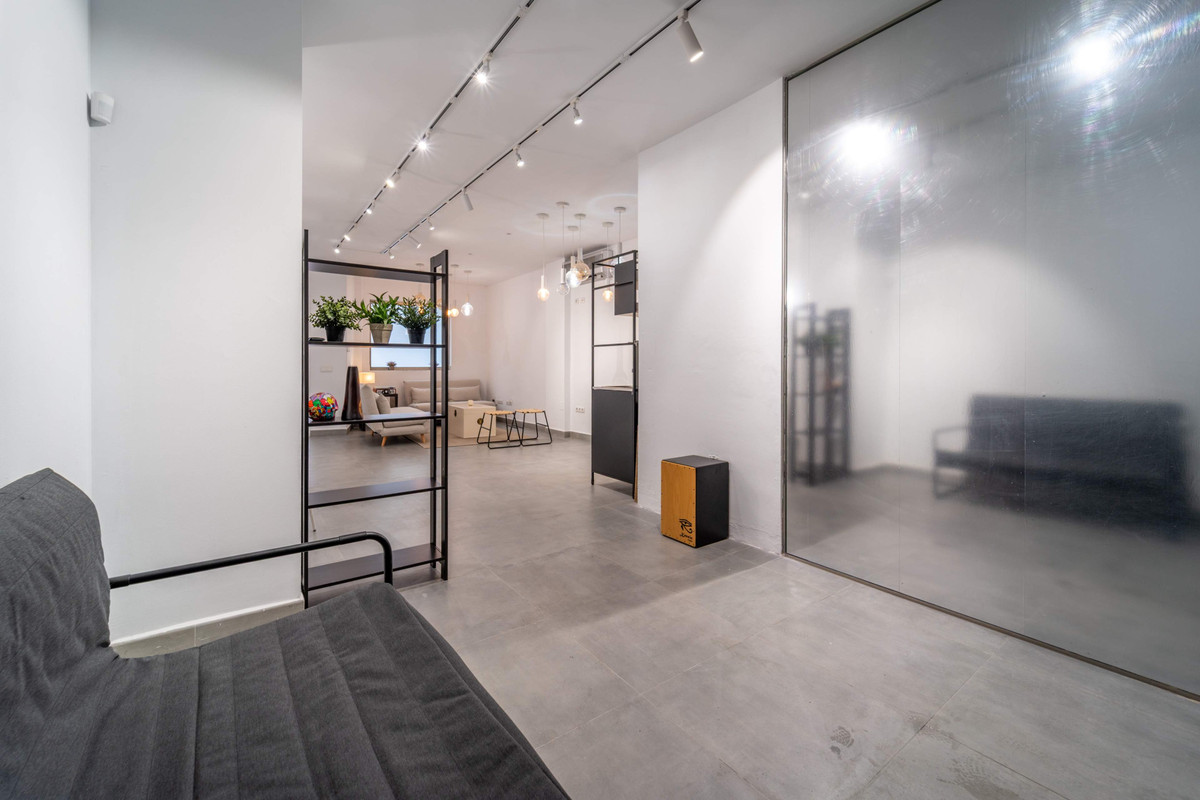 Se vende Local comercial  en Costa Del Sol, Málaga, España