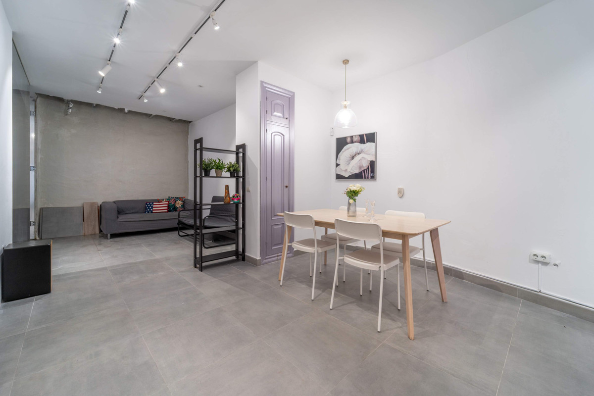 Se vende Local comercial  en Costa Del Sol, Málaga, España