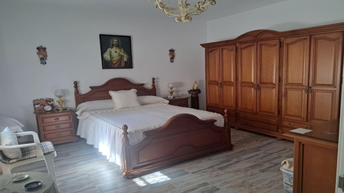 Se vende Finca - Cortijo de 4 dormitorios en Costa Del Sol, Málaga, España