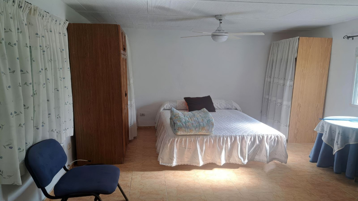 Se vende Finca - Cortijo de 4 dormitorios en Costa Del Sol, Málaga, España