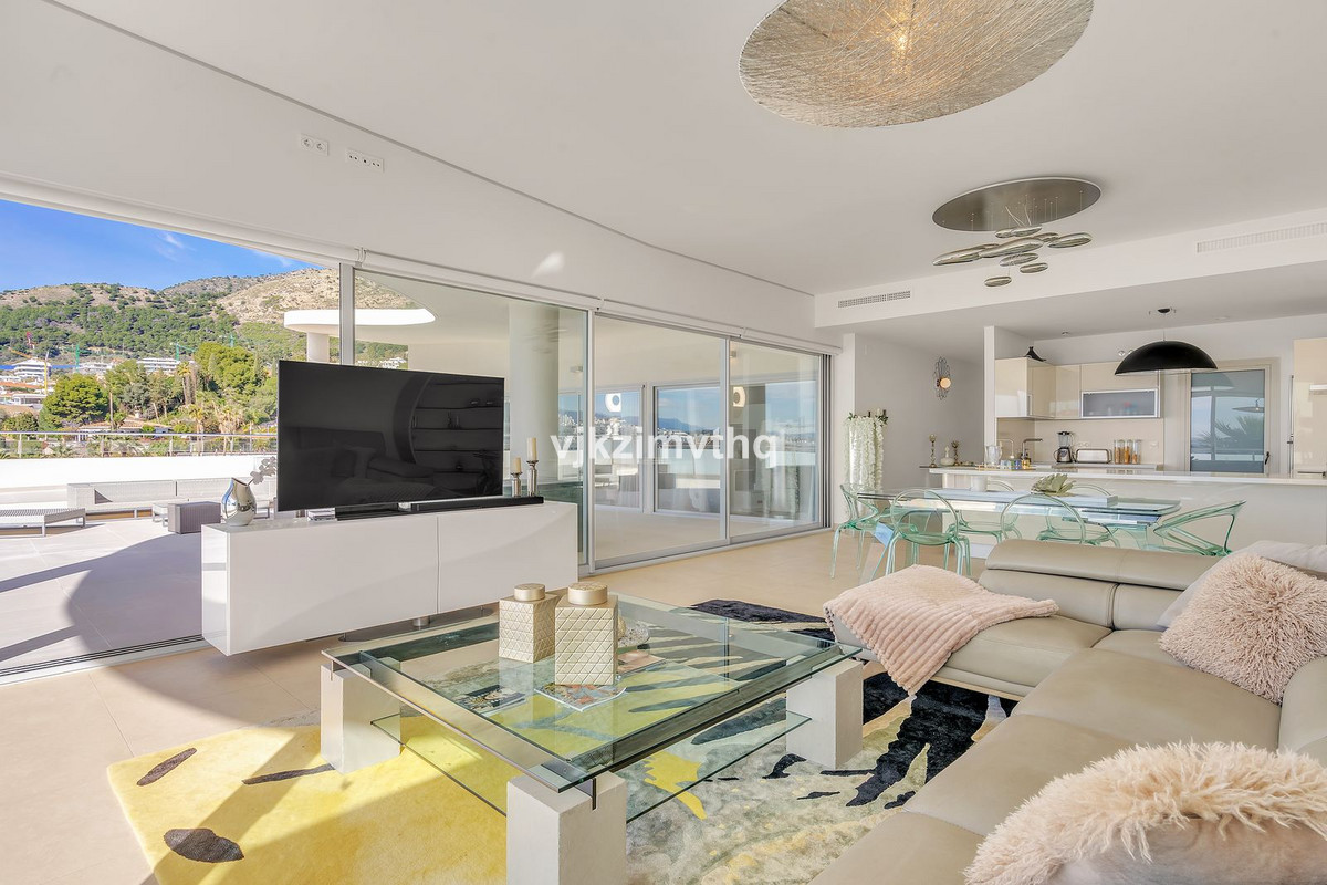 3 Bed Apartment for sale in Benalmadena Costa Del Sol, Málaga, Spain