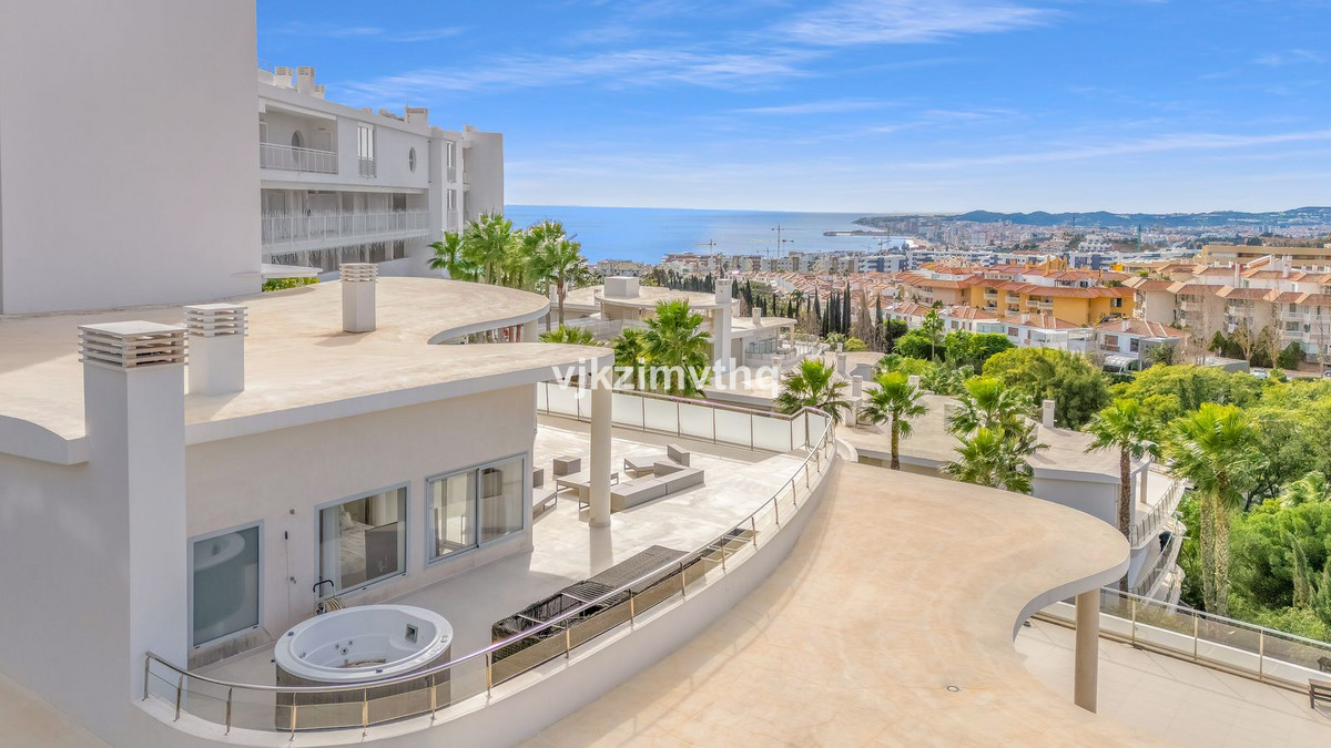 3 Bed Apartment for sale in Benalmadena Costa Del Sol, Málaga, Spain