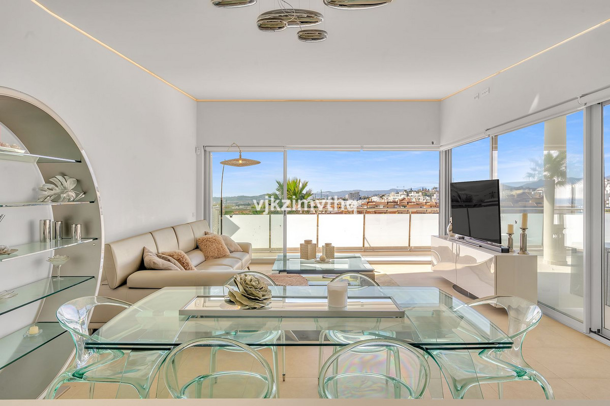 3 Bed Apartment for sale in Benalmadena Costa Del Sol, Málaga, Spain
