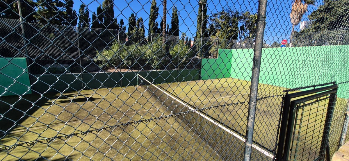 Se vende Adosada de 4 dormitorios en Costa Del Sol, Málaga, España