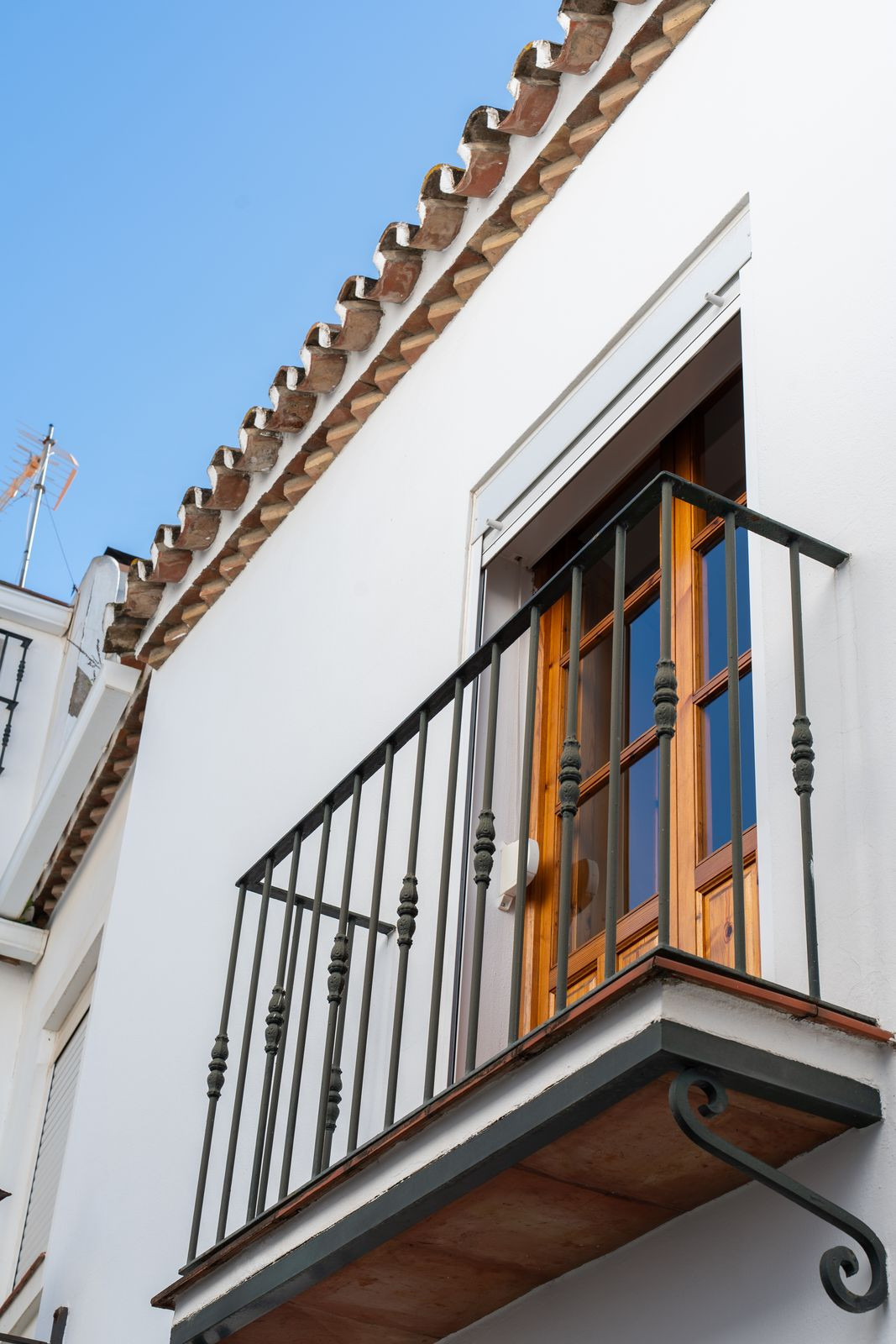 5 Bed Townhouse for sale in Estepona Costa Del Sol, Málaga, Spain