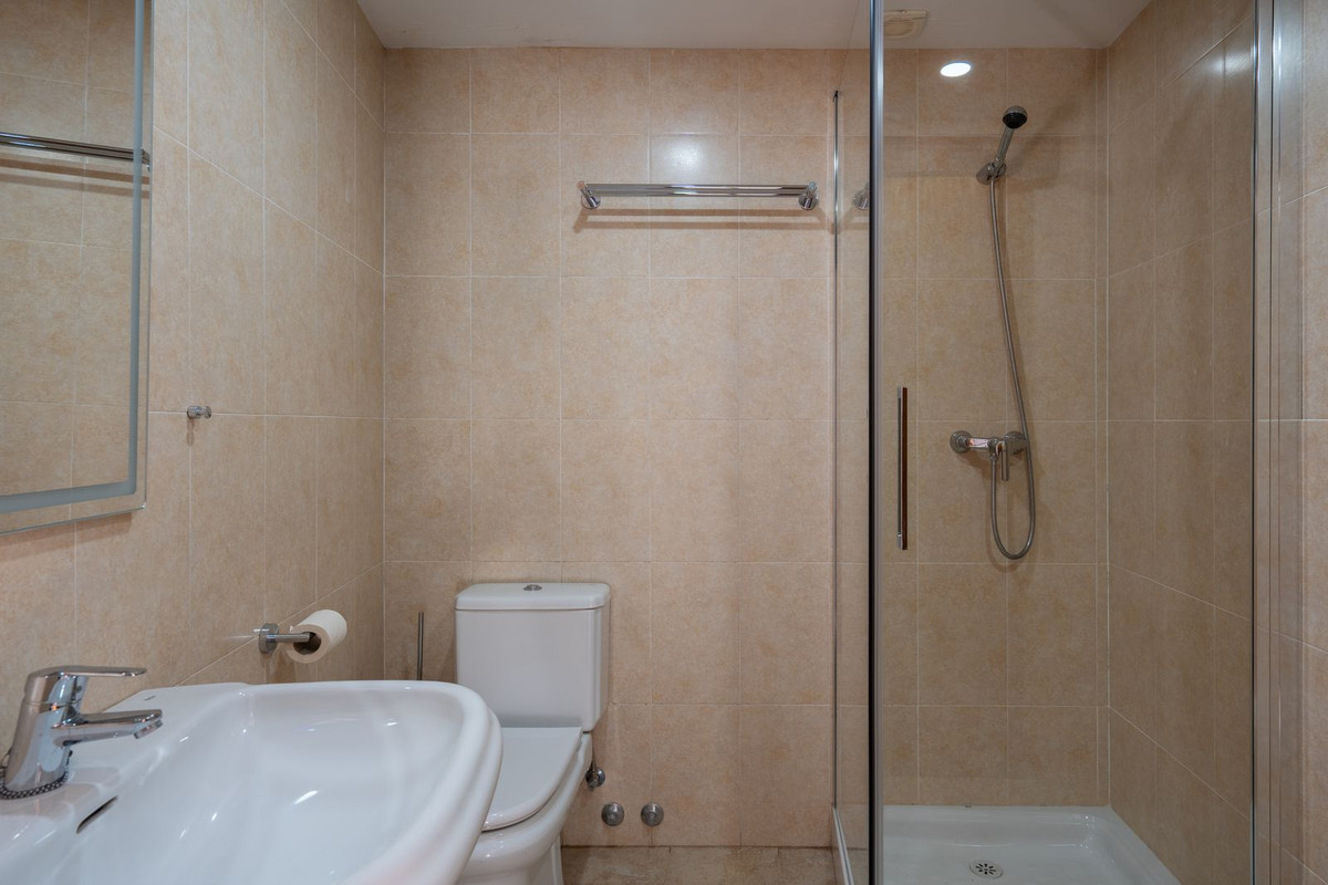 5 Bed Townhouse for sale in Estepona Costa Del Sol, Málaga, Spain