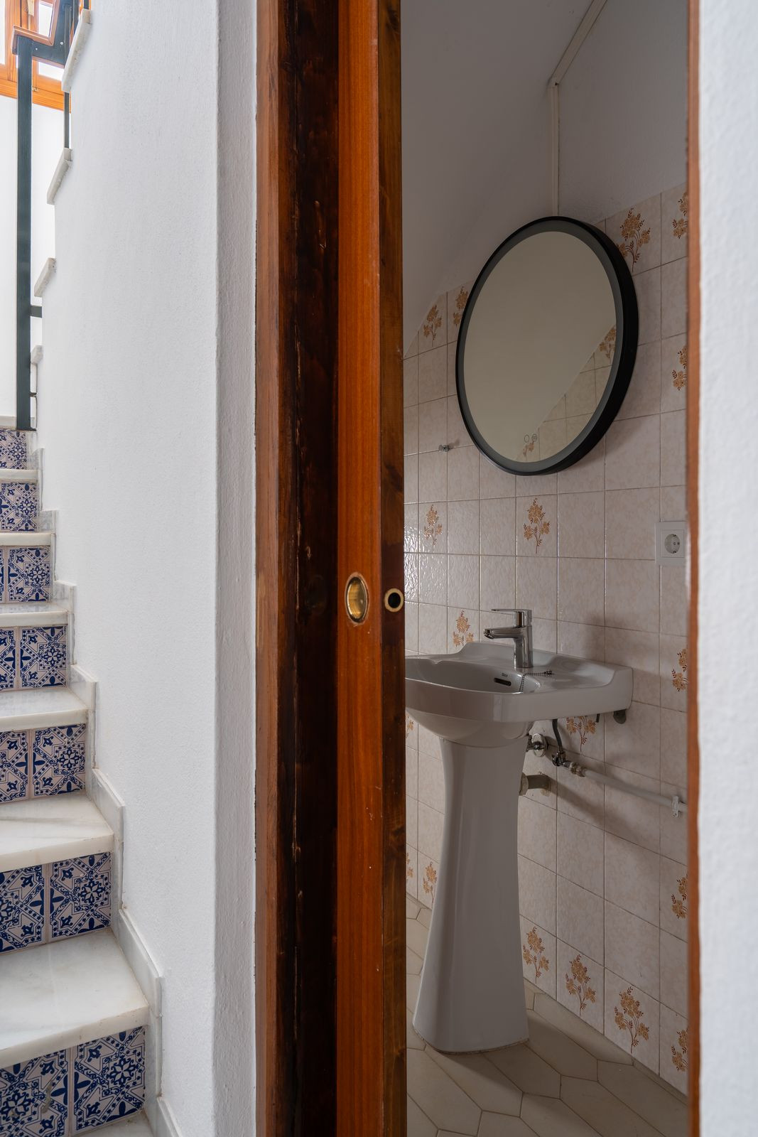 5 Bed Townhouse for sale in Estepona Costa Del Sol, Málaga, Spain