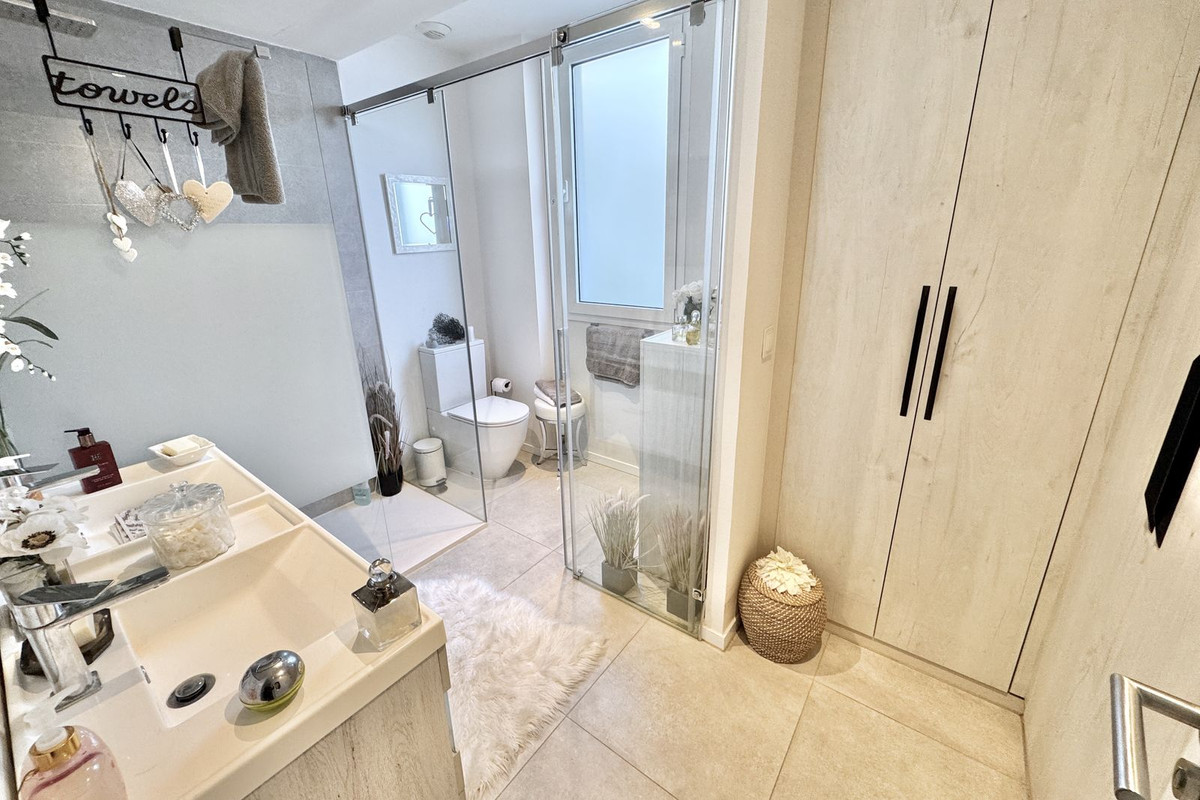 3 Bed Apartment for sale in La Cala De Mijas Costa Del Sol, Málaga, Spain