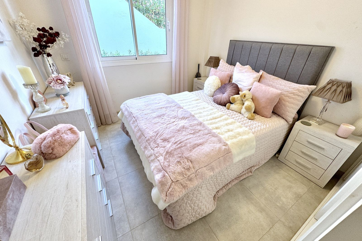3 Bed Apartment for sale in La Cala De Mijas Costa Del Sol, Málaga, Spain