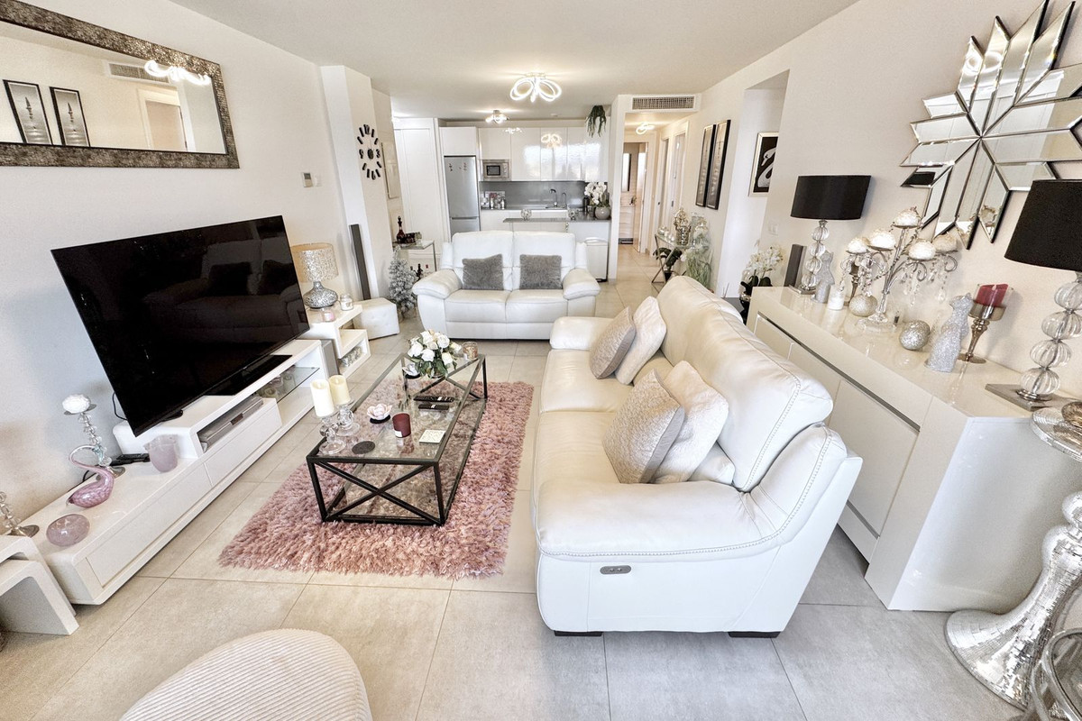 3 Bed Apartment for sale in La Cala De Mijas Costa Del Sol, Málaga, Spain