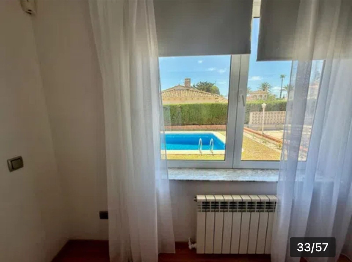 4 Bed Townhouse for sale in Cabo Roig Costa Blanca, Alicante, Spain