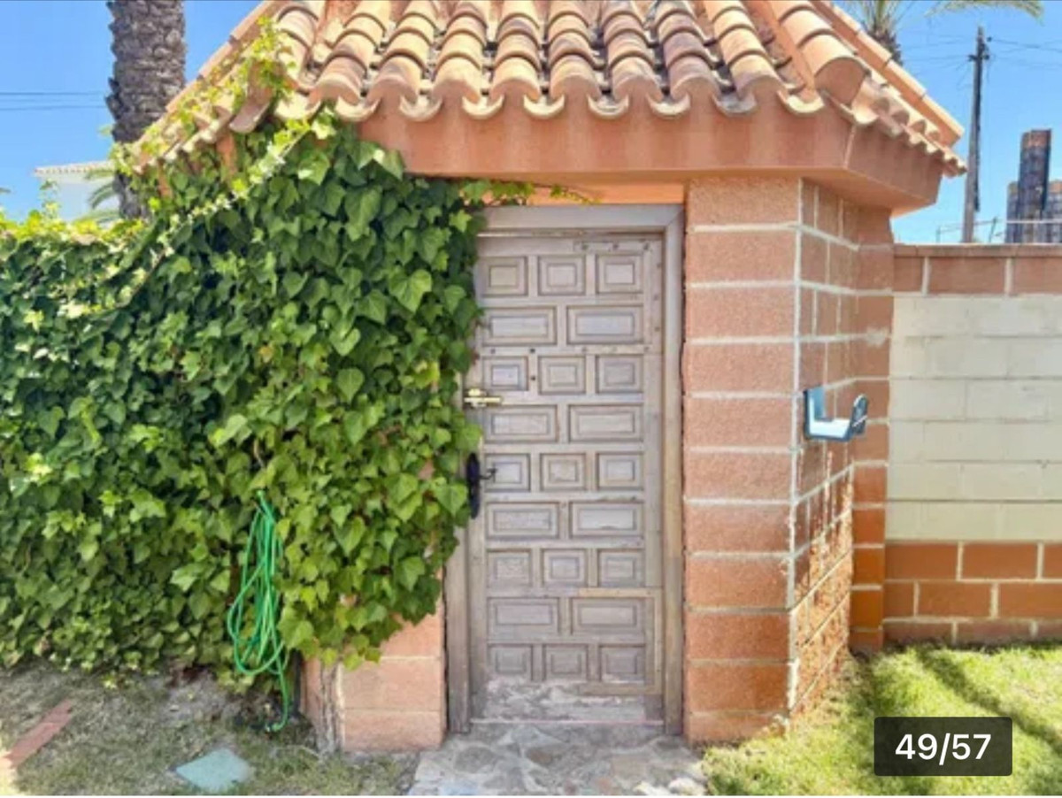 4 Bed Townhouse for sale in Cabo Roig Costa Blanca, Alicante, Spain