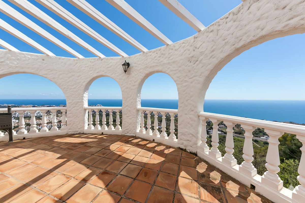2 Bed Apartment for sale in Benalmadena Pueblo Costa Del Sol, Málaga, Spain