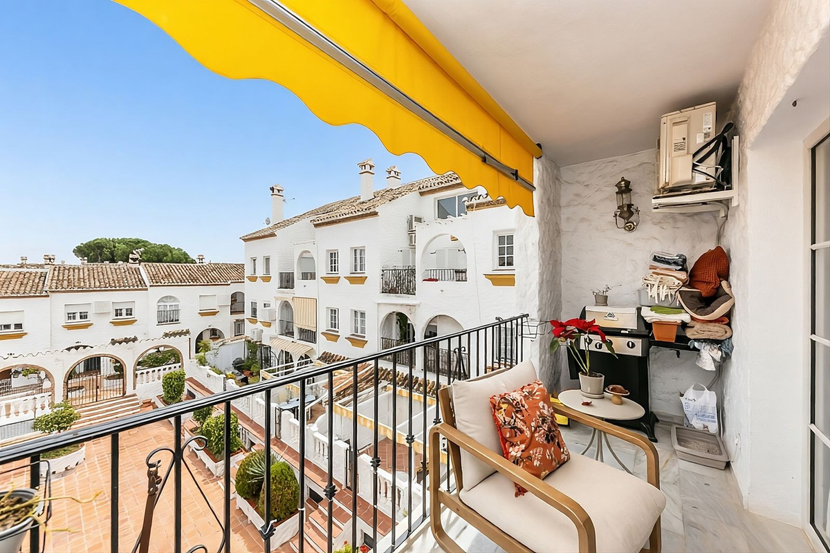 2 Bed Apartment for sale in Benalmadena Pueblo Costa Del Sol, Málaga, Spain