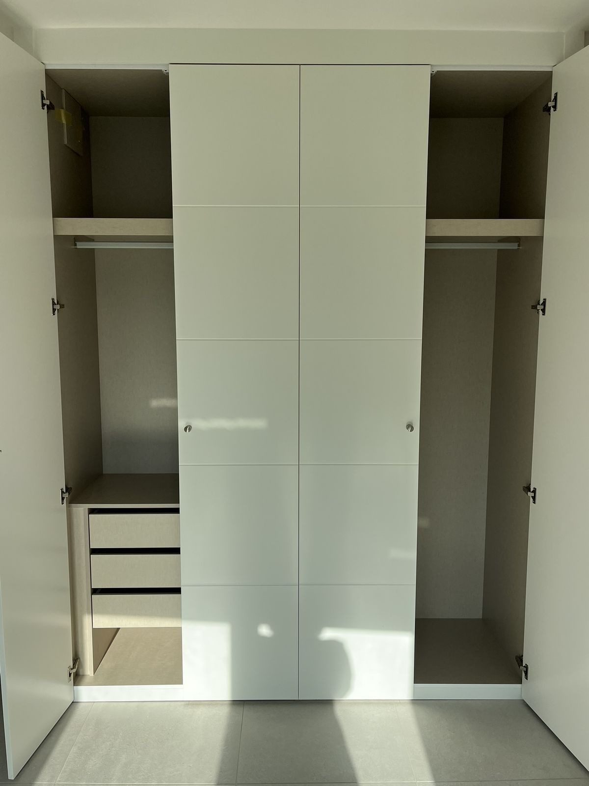 Se vende Apartamento Planta Media de 3 dormitorios en Costa Del Sol, Málaga, España