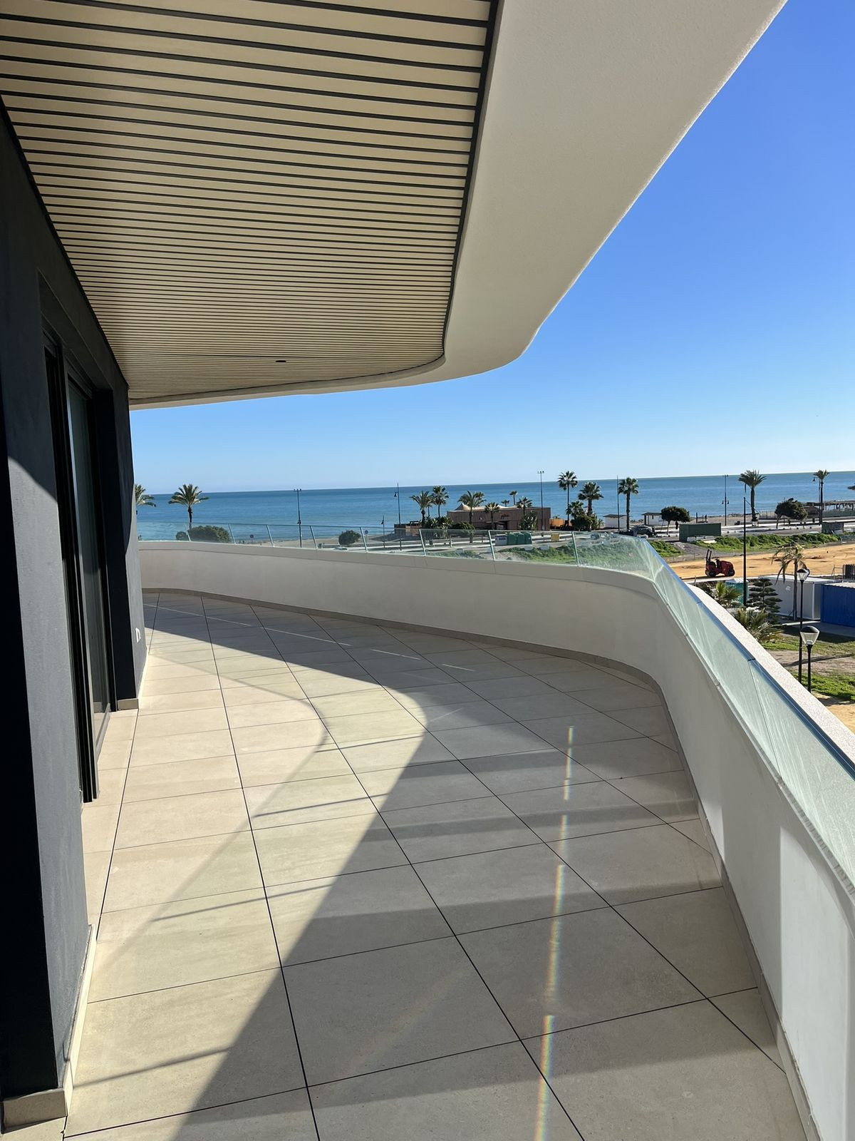 Se vende Apartamento Planta Media de 3 dormitorios en Costa Del Sol, Málaga, España