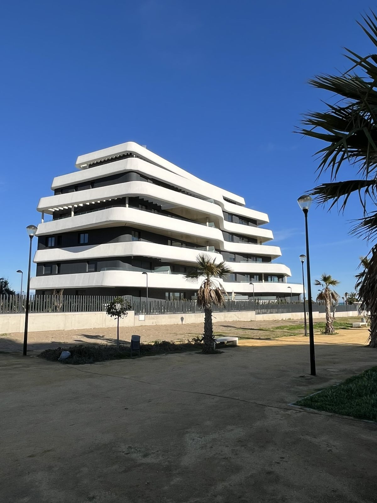 Se vende Apartamento Planta Media de 3 dormitorios en Costa Del Sol, Málaga, España