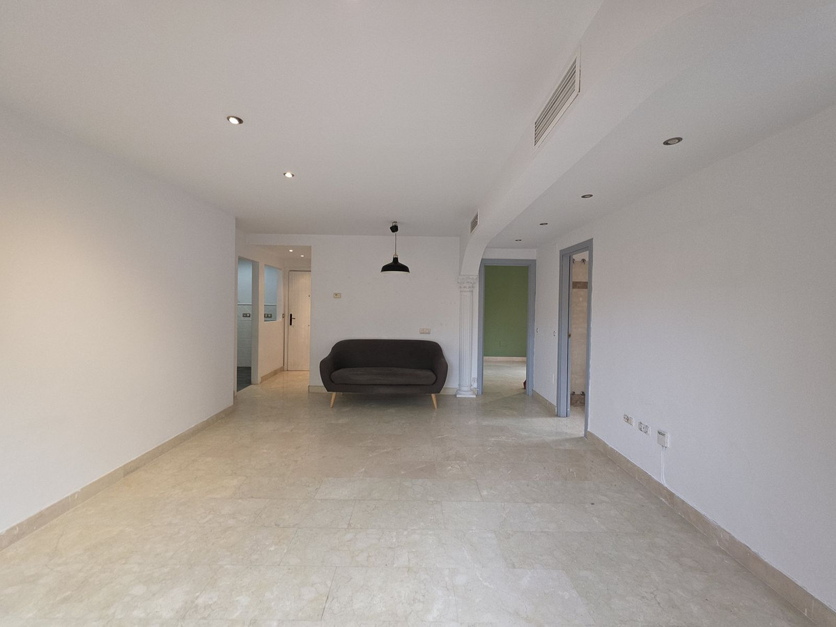 2 Bed Apartment for sale in Estepona Costa Del Sol, Málaga, Spain