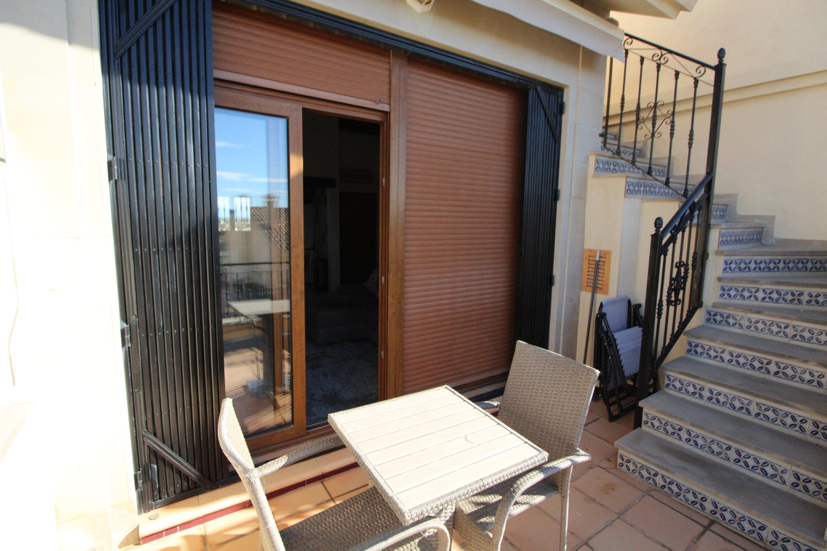 2 Bed Apartment for sale in La Finca Golf Costa Blanca, Alicante, Spain