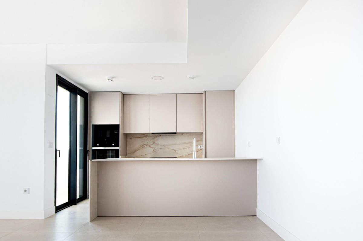 3 Bed Apartment for sale in Fuengirola Costa Del Sol, Málaga, Spain