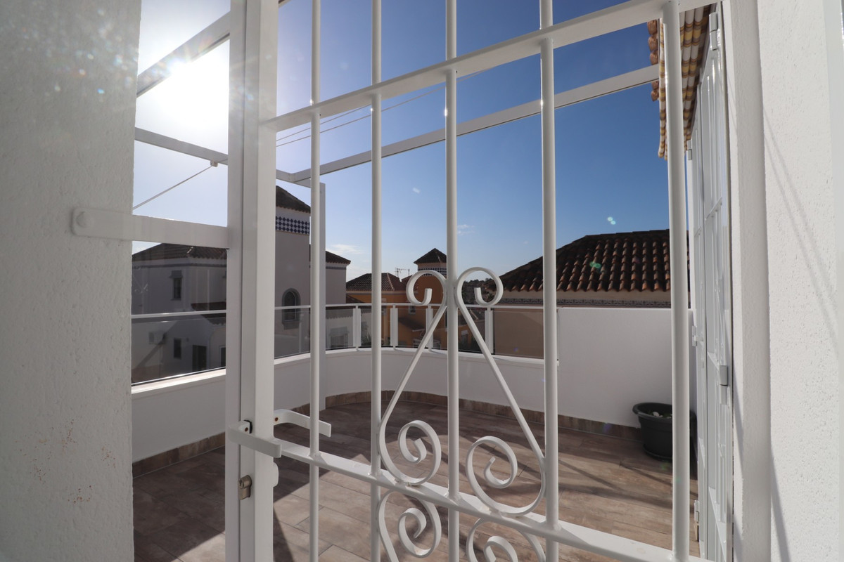 4 Bed Townhouse for sale in Villamartin Costa Blanca, Alicante, Spain