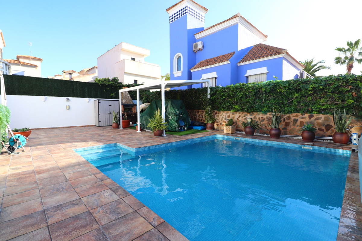 4 Bed Townhouse for sale in Villamartin Costa Blanca, Alicante, Spain