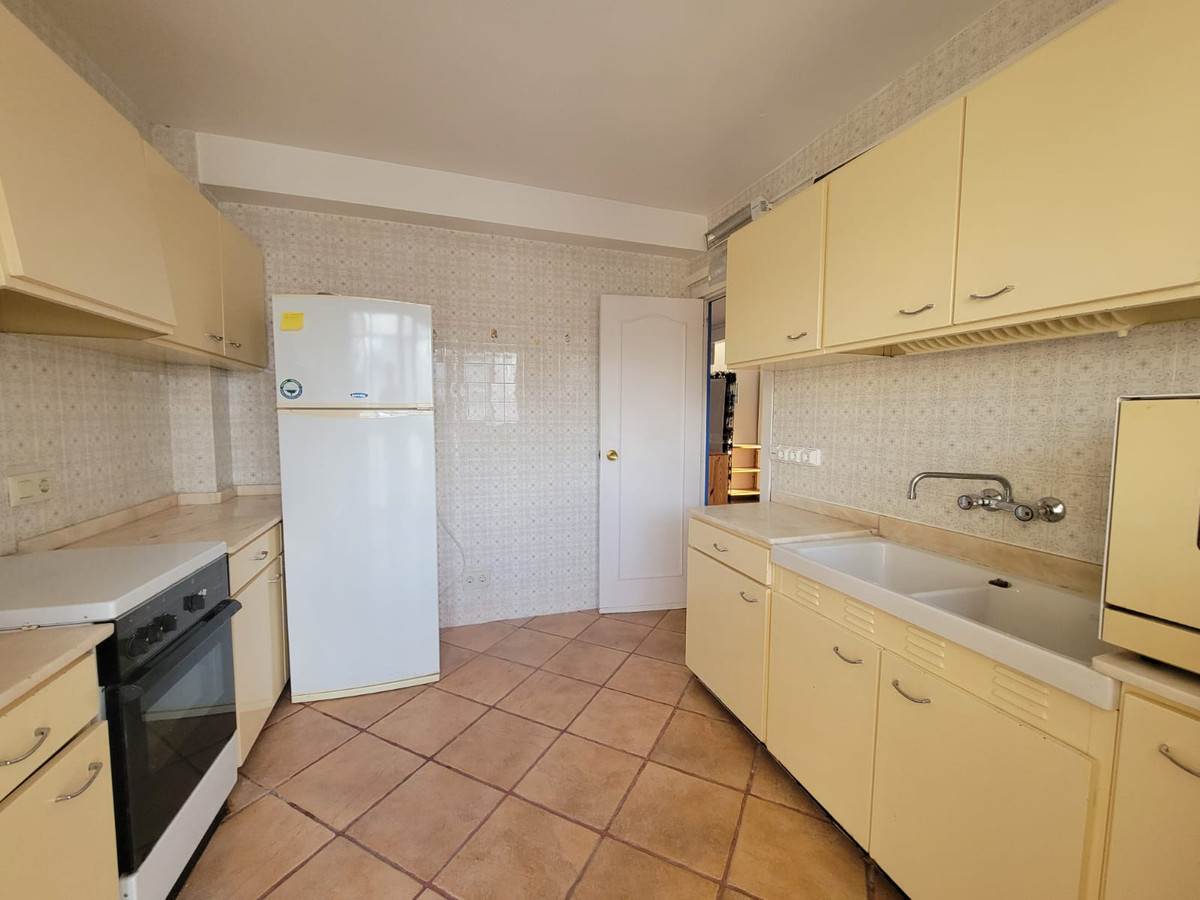 Se vende Apartamento Planta Media de 3 dormitorios en Costa Blanca, Alicante, España