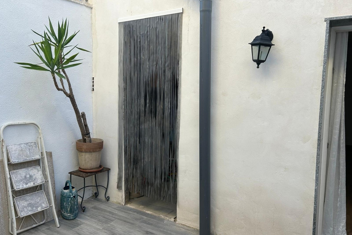 Se vende Adosada de 3 dormitorios en Costa Blanca, Alicante, España