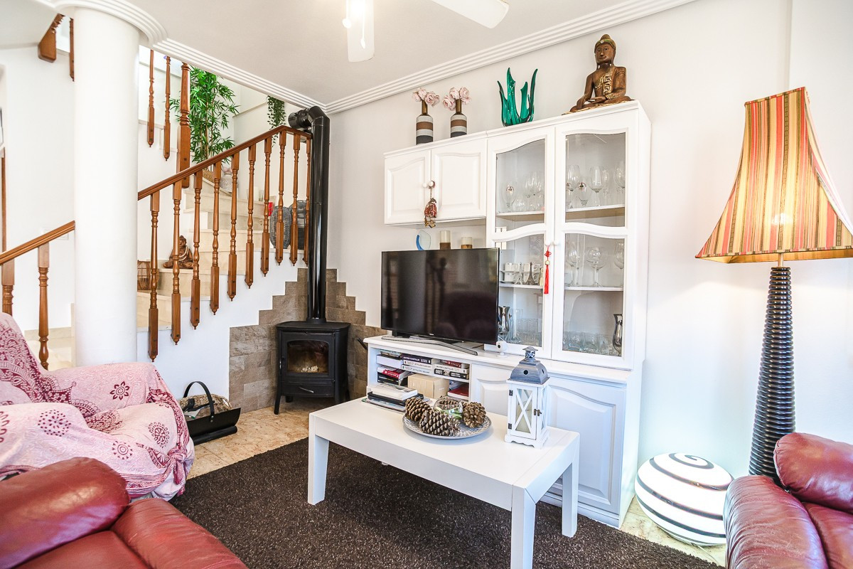 Se vende Villa - Chalet de 2 dormitorios en Costa Blanca, Alicante, España