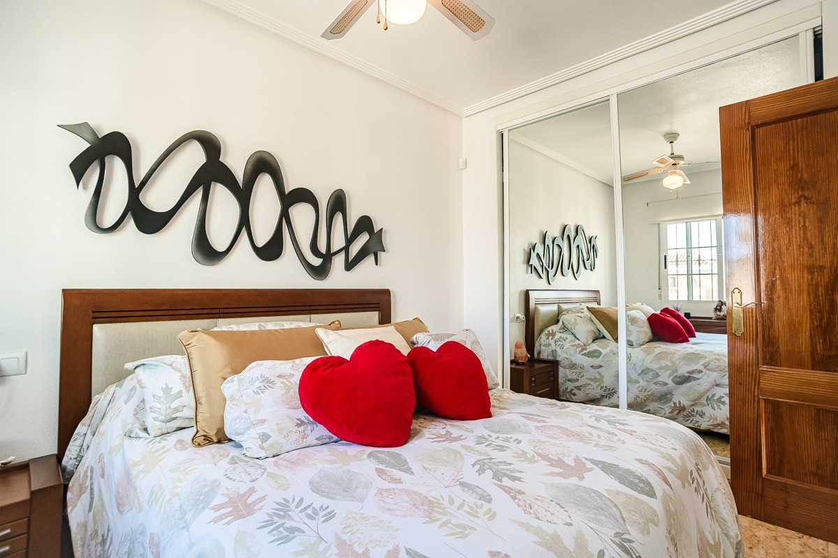 Se vende Villa - Chalet de 2 dormitorios en Costa Blanca, Alicante, España