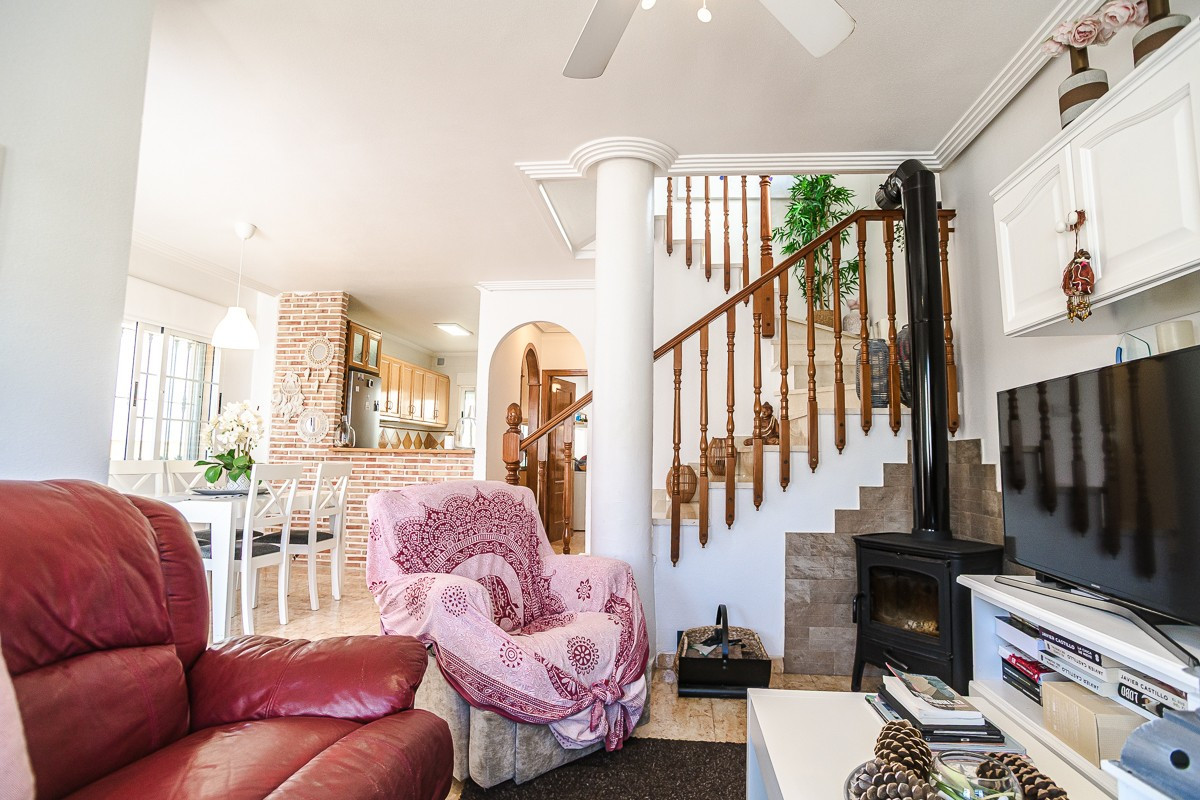Se vende Villa - Chalet de 2 dormitorios en Costa Blanca, Alicante, España