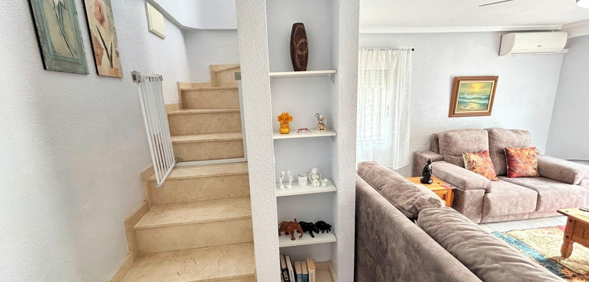 Se vende Adosada de 4 dormitorios en Costa Blanca, Alicante, España