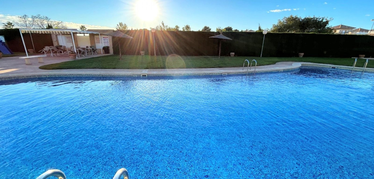 Se vende Adosada de 4 dormitorios en Costa Blanca, Alicante, España