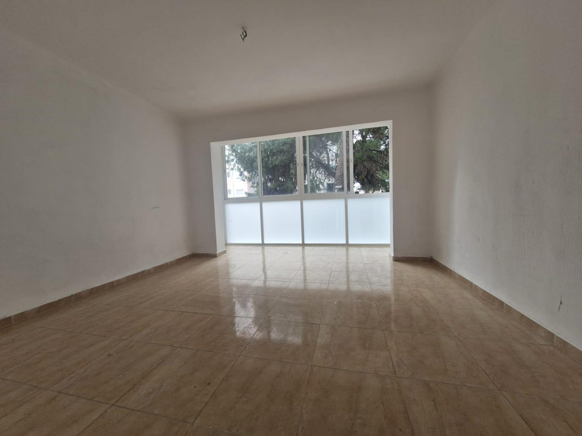 3 Bed Apartment for sale in Torremolinos Costa Del Sol, Málaga, Spain