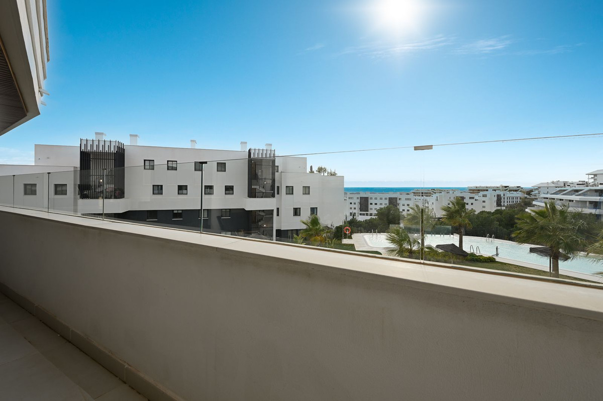 2 Bed Apartment for sale in Fuengirola Costa Del Sol, Málaga, Spain