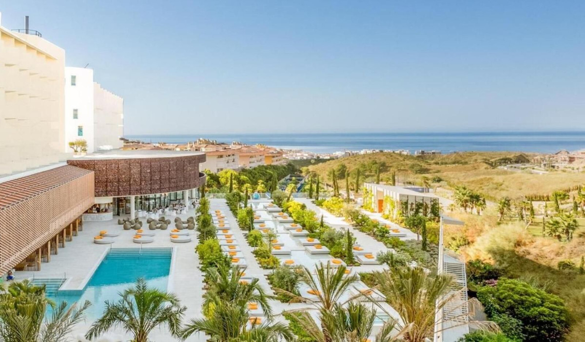 2 Bed Apartment for sale in Fuengirola Costa Del Sol, Málaga, Spain