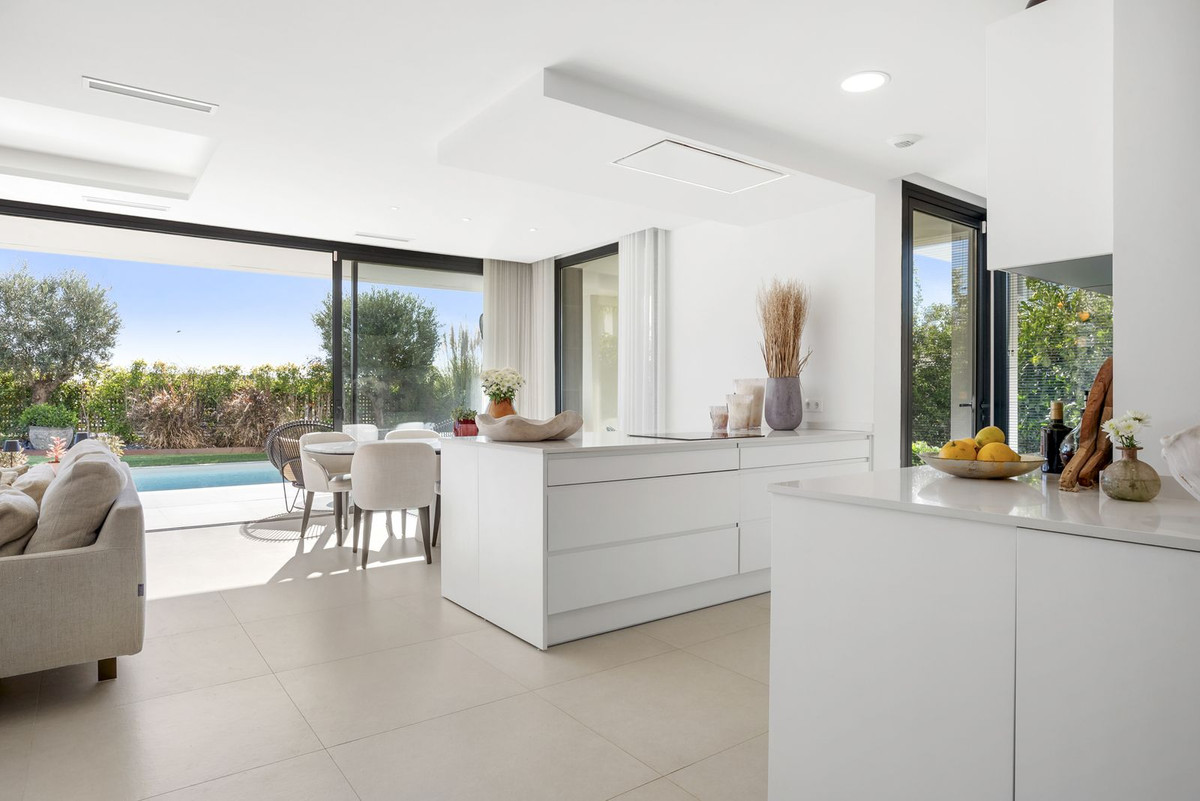 3 Bed Townhouse for sale in Manilva Costa Del Sol, Málaga, Spain