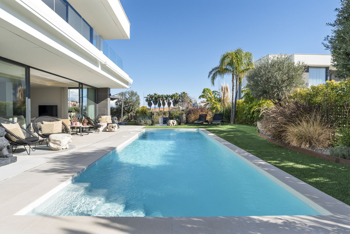 3 Bed Townhouse for sale in Manilva Costa Del Sol, Málaga, Spain