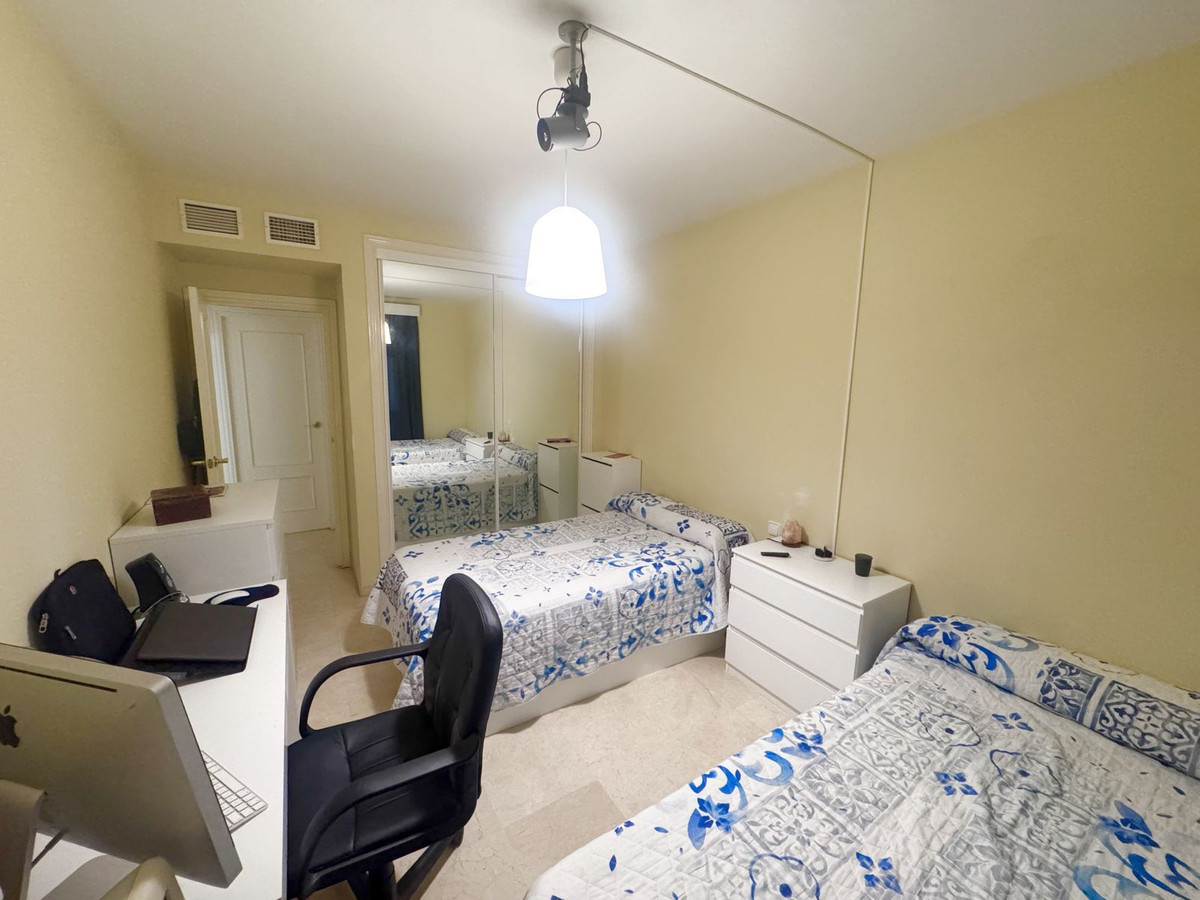 4 Bed Apartment for sale in Estepona Costa Del Sol, Málaga, Spain