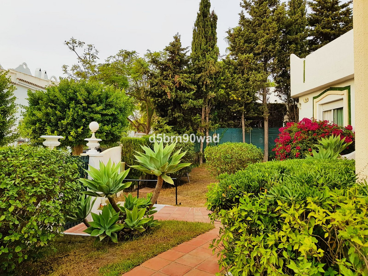 3 Bed Townhouse for sale in Marbella Costa Del Sol, Málaga, Spain