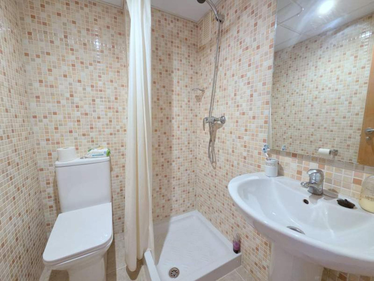 Se vende Apartamento Planta Baja de 2 dormitorios en Costa Del Sol, Málaga, España