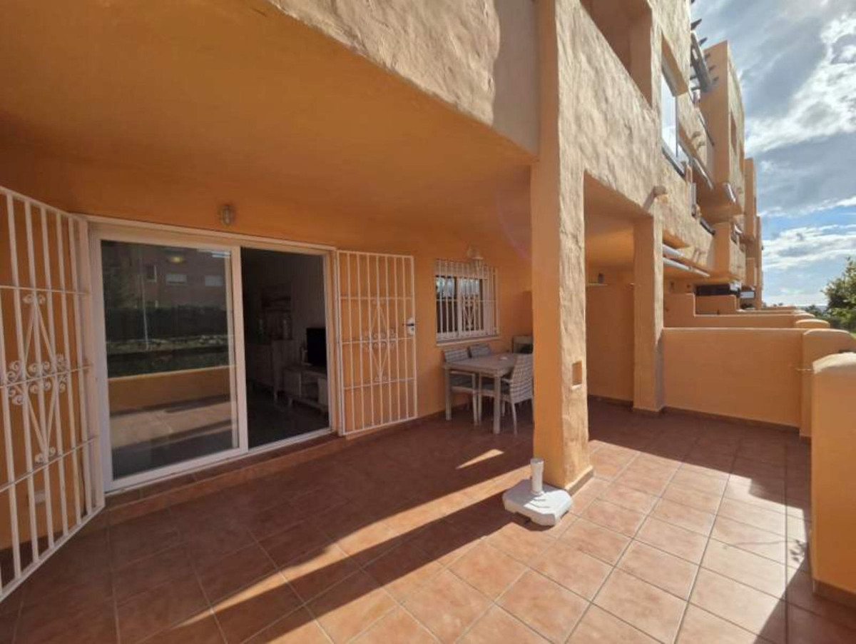 Se vende Apartamento Planta Baja de 2 dormitorios en Costa Del Sol, Málaga, España
